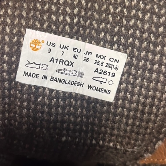 Timberland COURMAYEUR VALLEY 6-INCH BOOTS - Picture 7 of 7